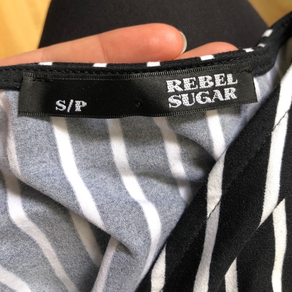 Black and white striped faux wrap dress - Picture 3 of 3